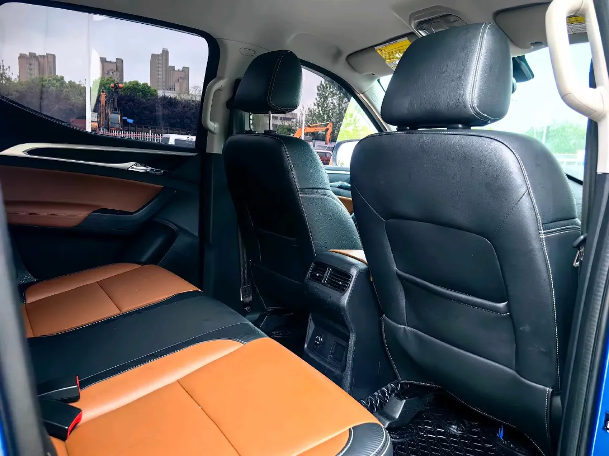 2021 MAXUS T70 2.0T 163HP L4 6AT,autocango,china used car exporter,china ev exporter,chinese used car exporter,chinese used ev exporter