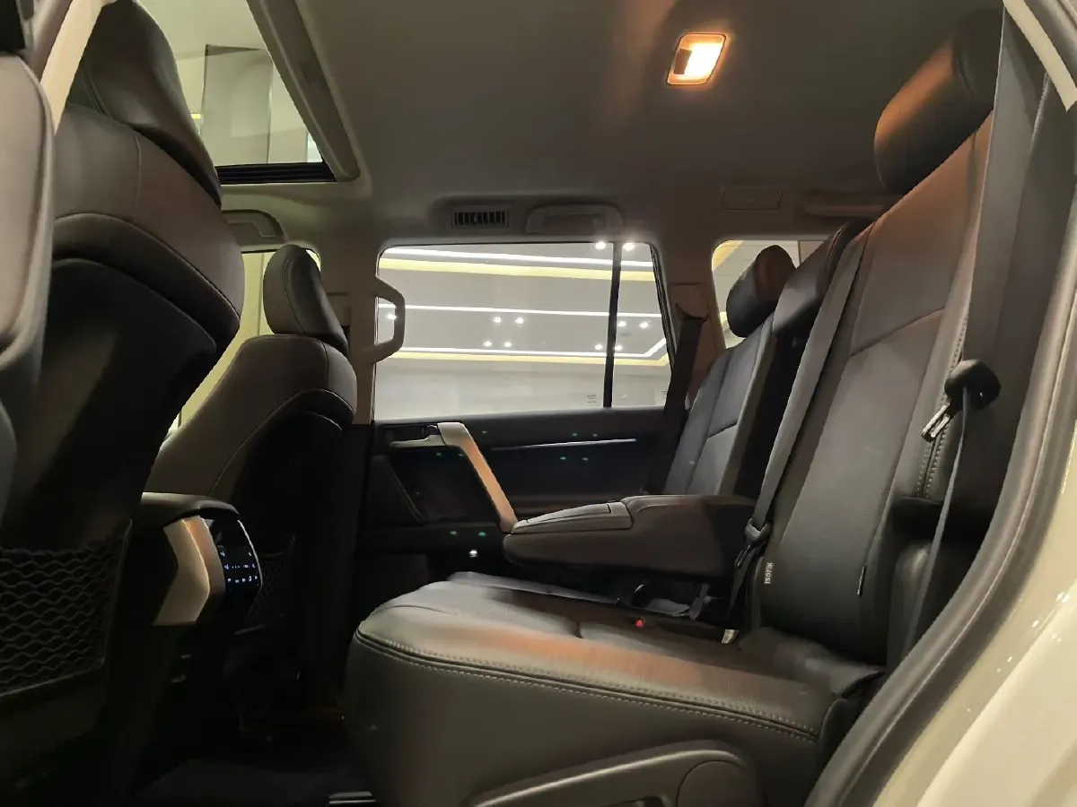 2018 Toyota Land Cruiser Prado 3.5L 280HP V6 6AT,autocango,china used car exporter,china ev exporter,chinese used car exporter,chinese used ev exporter