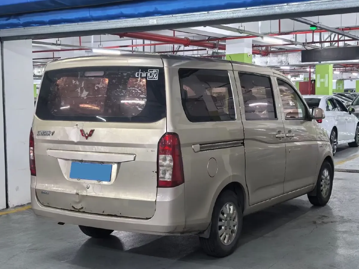 2016 WuLing RongGuang V 1.5L 112HP L4 5MT,autocango,china used car exporter,china ev exporter,chinese used car exporter,chinese used ev exporter