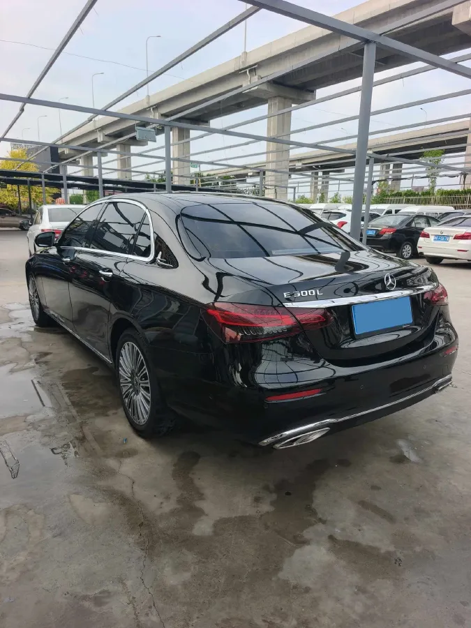 2021 Mercedes-Benz E Class 2.0T 258HP L4 9AT,autocango,china used car exporter,china ev exporter,chinese used car exporter,chinese used ev exporter