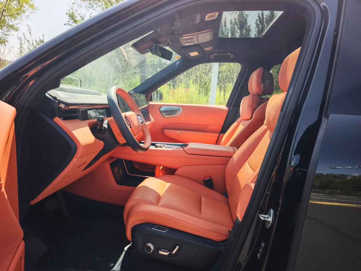 2025 LYNK&CO 900 1.5T 190HP L4 3DHT PHEV 43.3KWH,autocango,china used car exporter,china ev exporter,chinese used car exporter,chinese used ev exporter