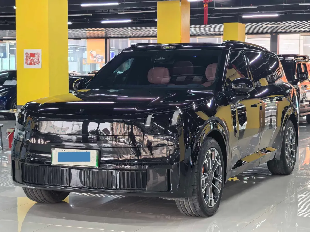 2025 LYNK&CO 900 1.5T 190HP L4 3DHT PHEV 43.3KWH,autocango,china used car exporter,china ev exporter,chinese used car exporter,chinese used ev exporter