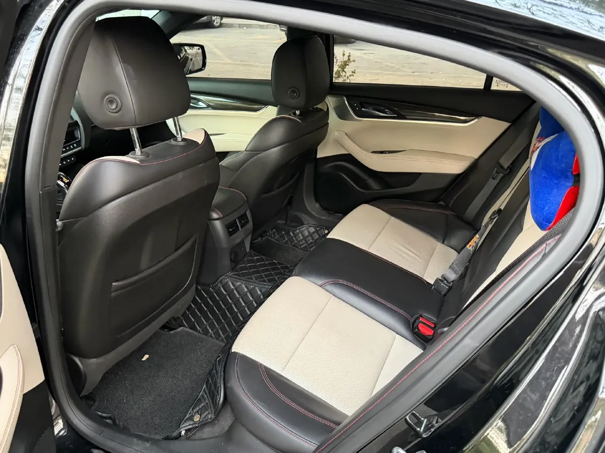 2021 Cadillac CT5 2.0T 237HP L4 10AT,autocango,china used car exporter,china ev exporter,chinese used car exporter,chinese used ev exporter