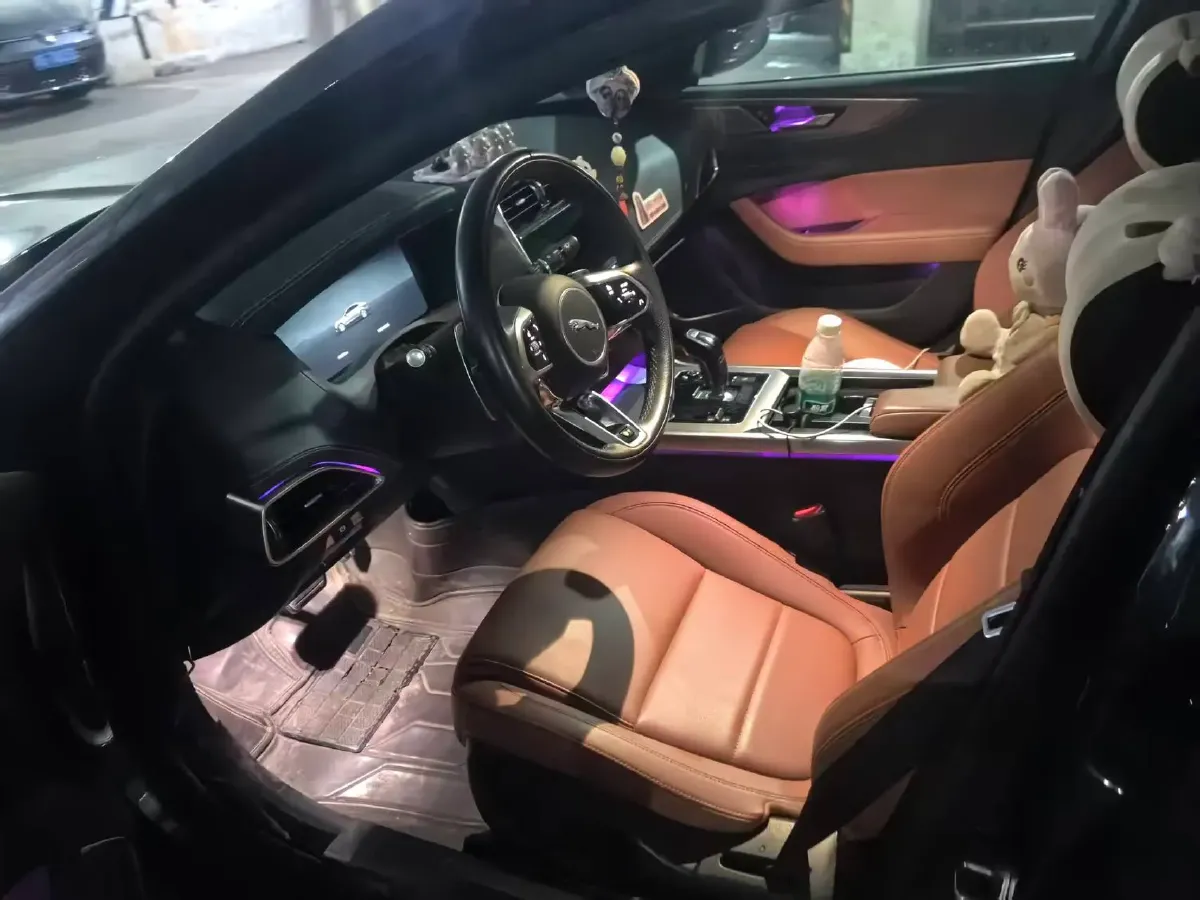 2023 Jaguar XEL 2.0T 250HP L4 8AT,autocango,china used car exporter,china ev exporter,chinese used car exporter,chinese used ev exporter