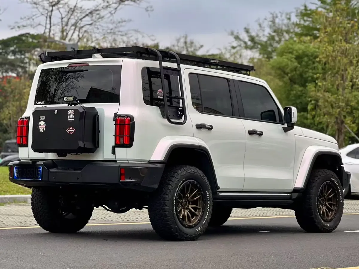 2023 Tank 300 2.0T 227HP L4 8AT,autocango,china used car exporter,china ev exporter,chinese used car exporter,chinese used ev exporter