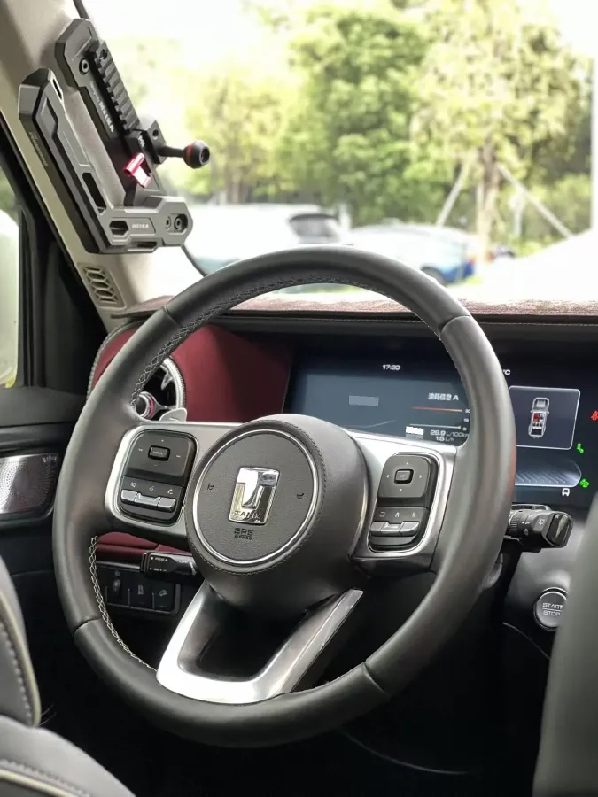 2023 Tank 300 2.0T 227HP L4 8AT,autocango,china used car exporter,china ev exporter,chinese used car exporter,chinese used ev exporter