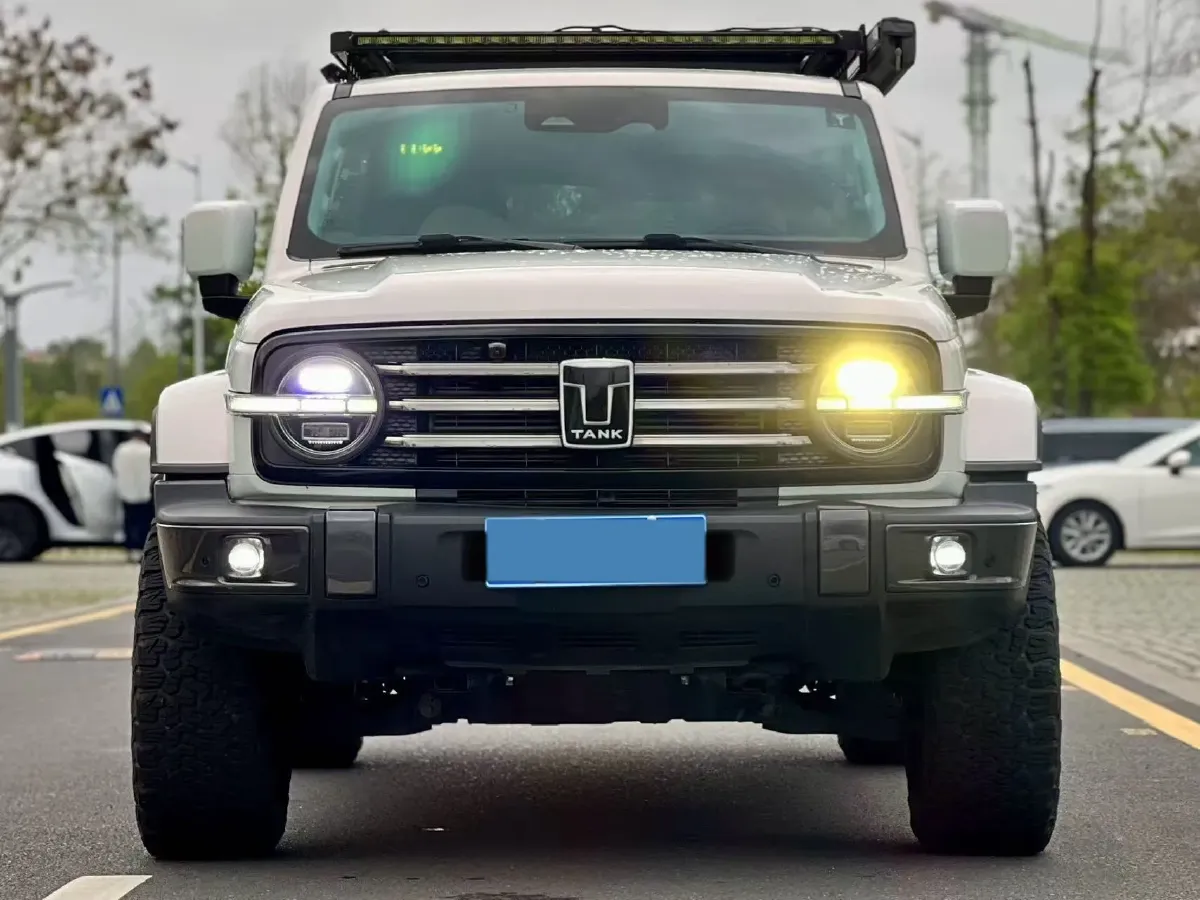 2023 Tank 300 2.0T 227HP L4 8AT,autocango,china used car exporter,china ev exporter,chinese used car exporter,chinese used ev exporter