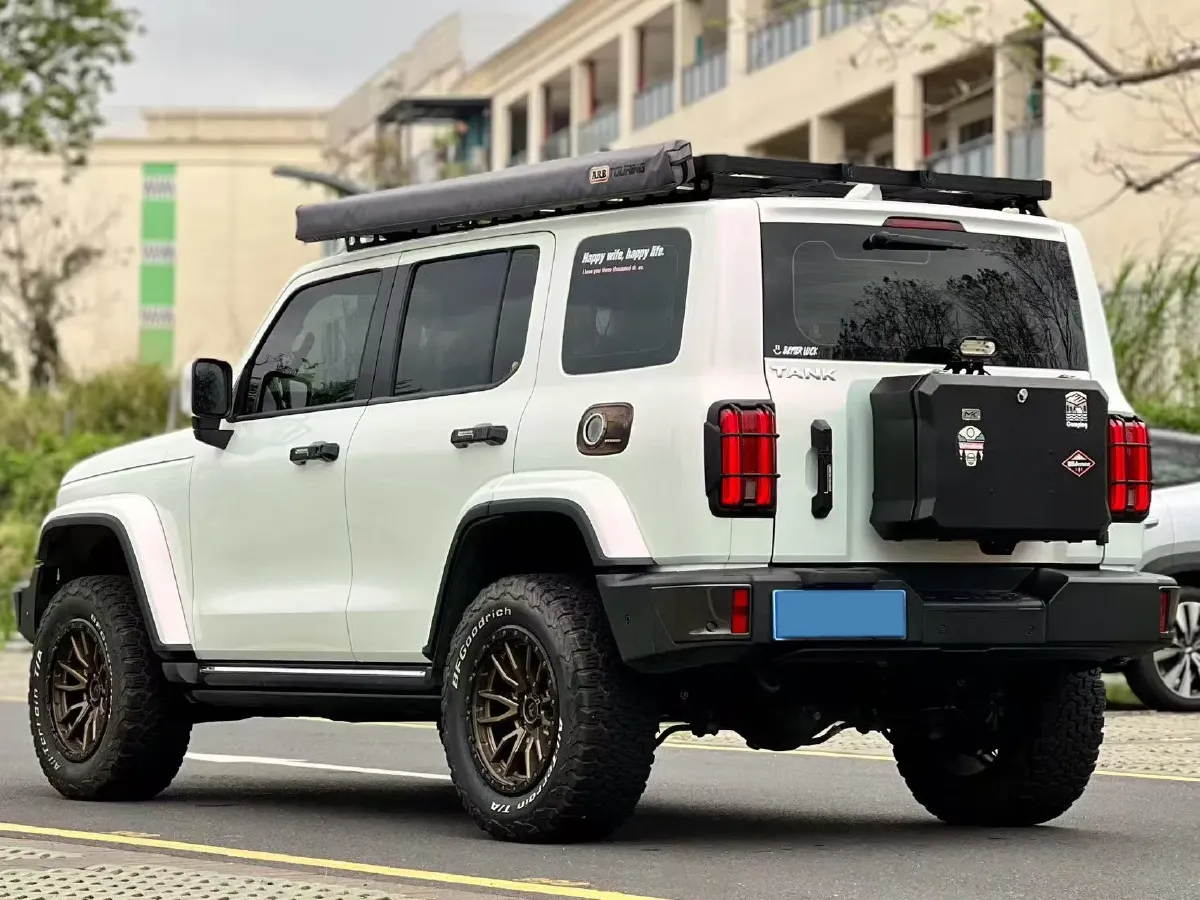 2023 Tank 300 2.0T 227HP L4 8AT,autocango,china used car exporter,china ev exporter,chinese used car exporter,chinese used ev exporter