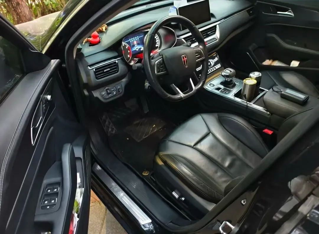 2020 HongQi H5 1.8T 197HP L4 6AT,autocango,china used car exporter,china ev exporter,chinese used car exporter,chinese used ev exporter