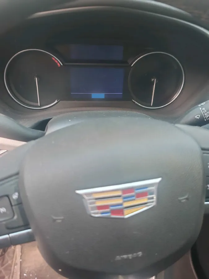 2021 Cadillac XT4 2.0T 237HP L4 9AT,autocango,china used car exporter,china ev exporter,chinese used car exporter,chinese used ev exporter