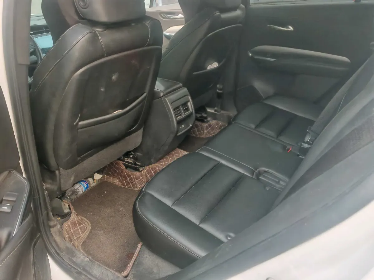 2021 Cadillac XT4 2.0T 237HP L4 9AT,autocango,china used car exporter,china ev exporter,chinese used car exporter,chinese used ev exporter