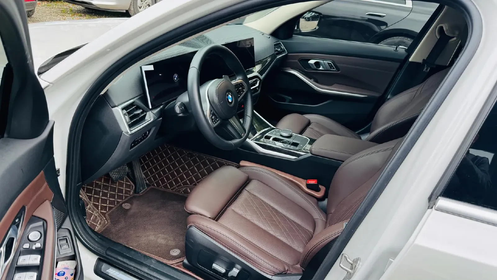 2023 BMW 3 Series 2.0T 184HP L4 8AT,autocango,china used car exporter,china ev exporter,chinese used car exporter,chinese used ev exporter