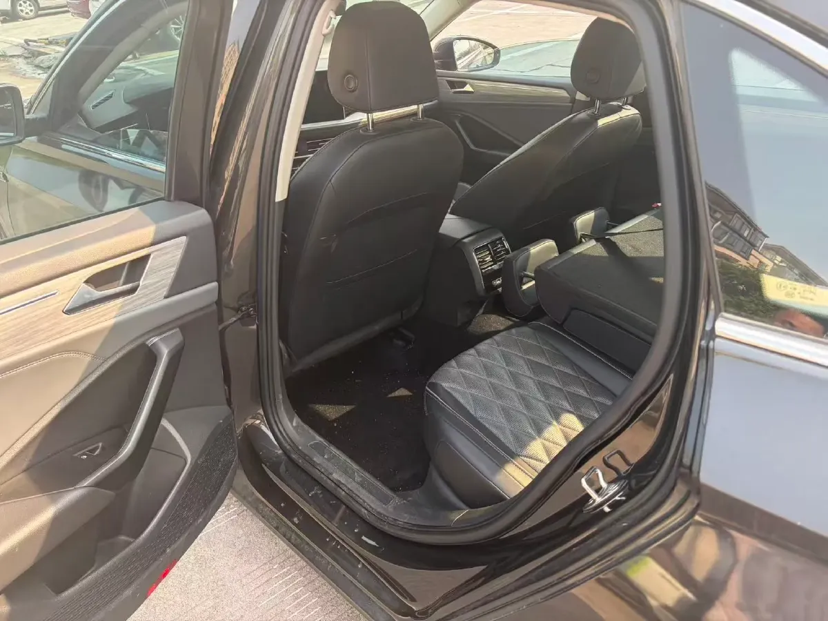 2022 Volkswagen Sagitar 1.2T 116HP L4 7DCT,autocango,china used car exporter,china ev exporter,chinese used car exporter,chinese used ev exporter