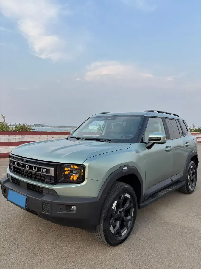 2025 Jetour Traveller 2.0T 254HP L4 7DCT,autocango,china used car exporter,china ev exporter,chinese used car exporter,chinese used ev exporter