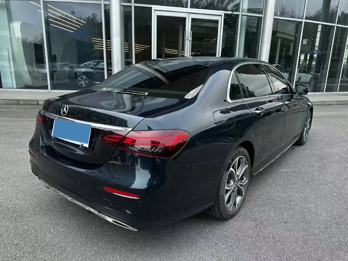 2023 Mercedes-Benz E Class 2.0T 258HP L4 9AT,autocango,china used car exporter,china ev exporter,chinese used car exporter,chinese used ev exporter