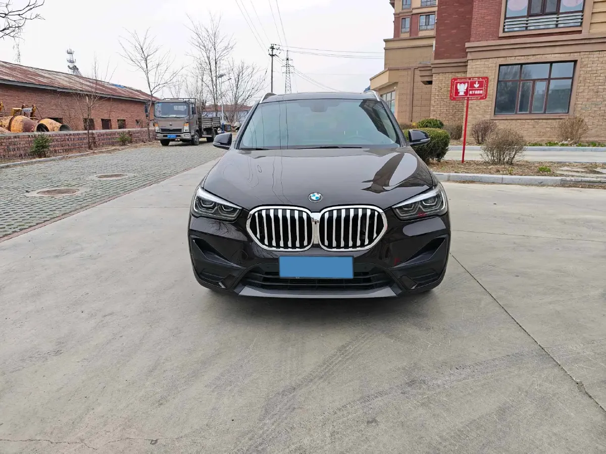 2021 BMW X1 1.5T 140HP L3 7DCT,autocango,china used car exporter,china ev exporter,chinese used car exporter,chinese used ev exporter