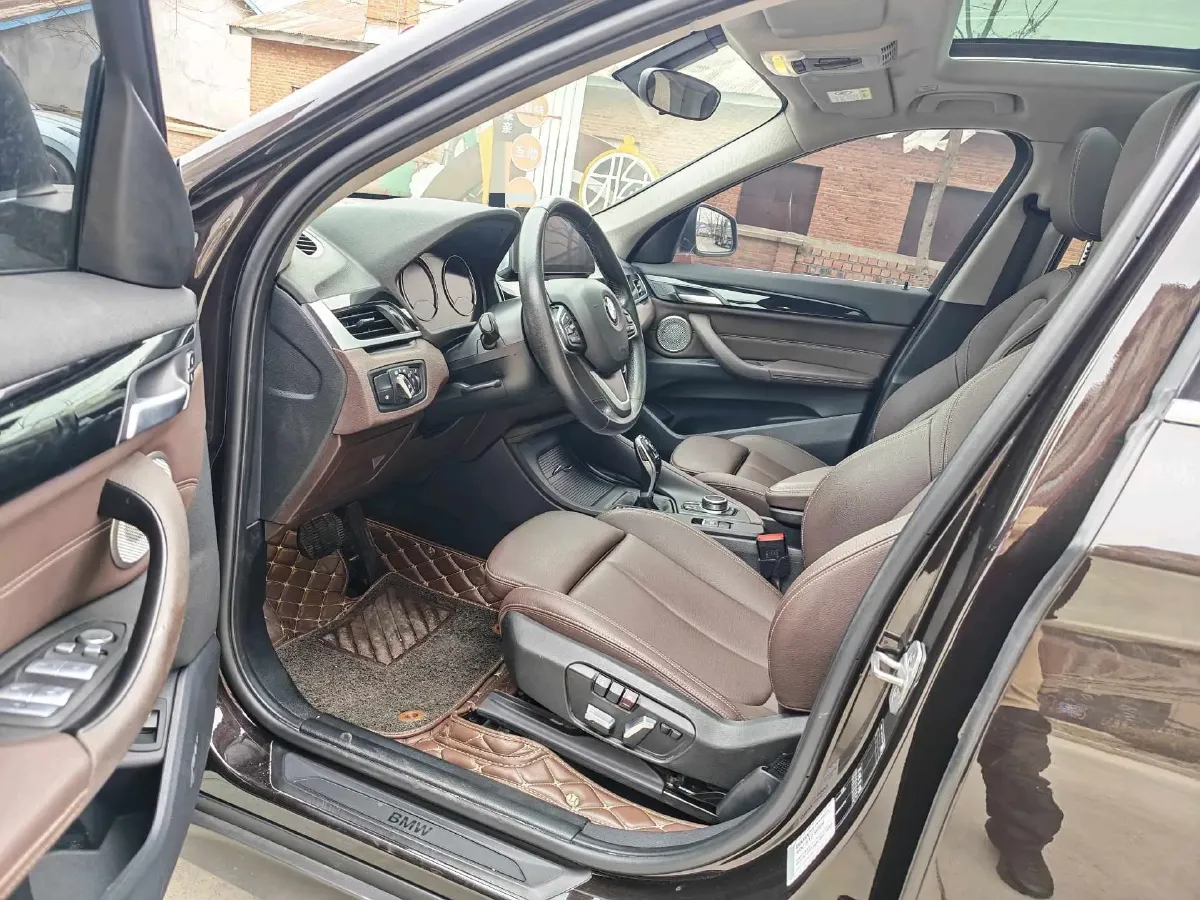 2021 BMW X1 1.5T 140HP L3 7DCT,autocango,china used car exporter,china ev exporter,chinese used car exporter,chinese used ev exporter