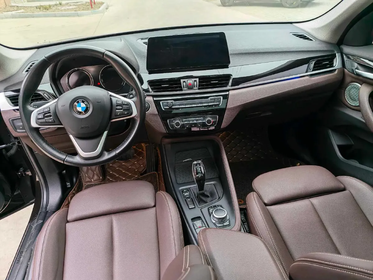 2021 BMW X1 1.5T 140HP L3 7DCT,autocango,china used car exporter,china ev exporter,chinese used car exporter,chinese used ev exporter