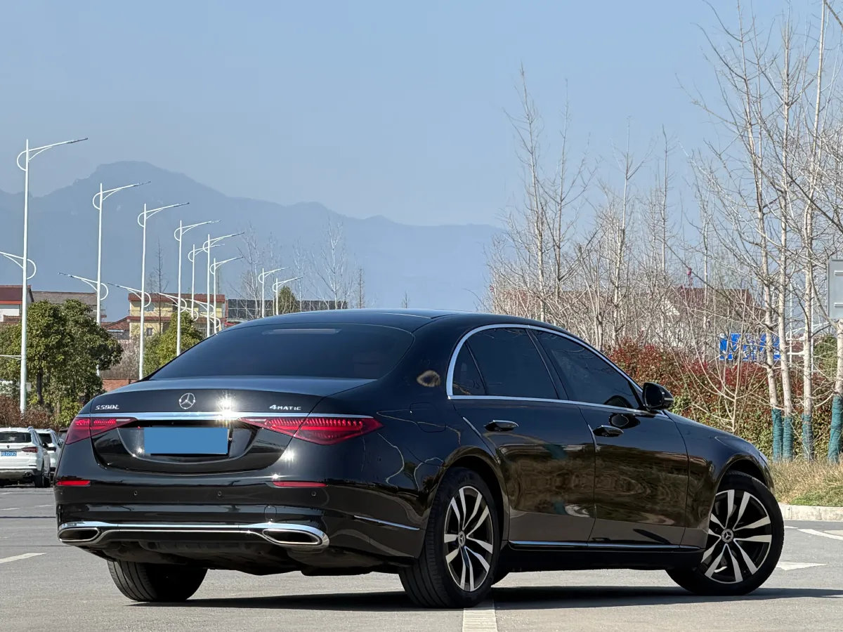 2021 Mercedes-Benz S Class 2.5T 313HP L6 9AT,autocango,china used car exporter,china ev exporter,chinese used car exporter,chinese used ev exporter