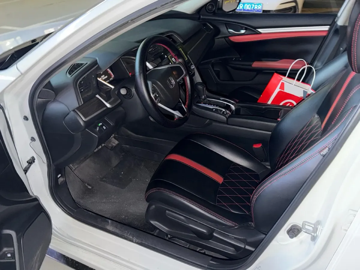 2019 Honda Civic 1.5T 177HP L4 CVT,autocango,china used car exporter,china ev exporter,chinese used car exporter,chinese used ev exporter