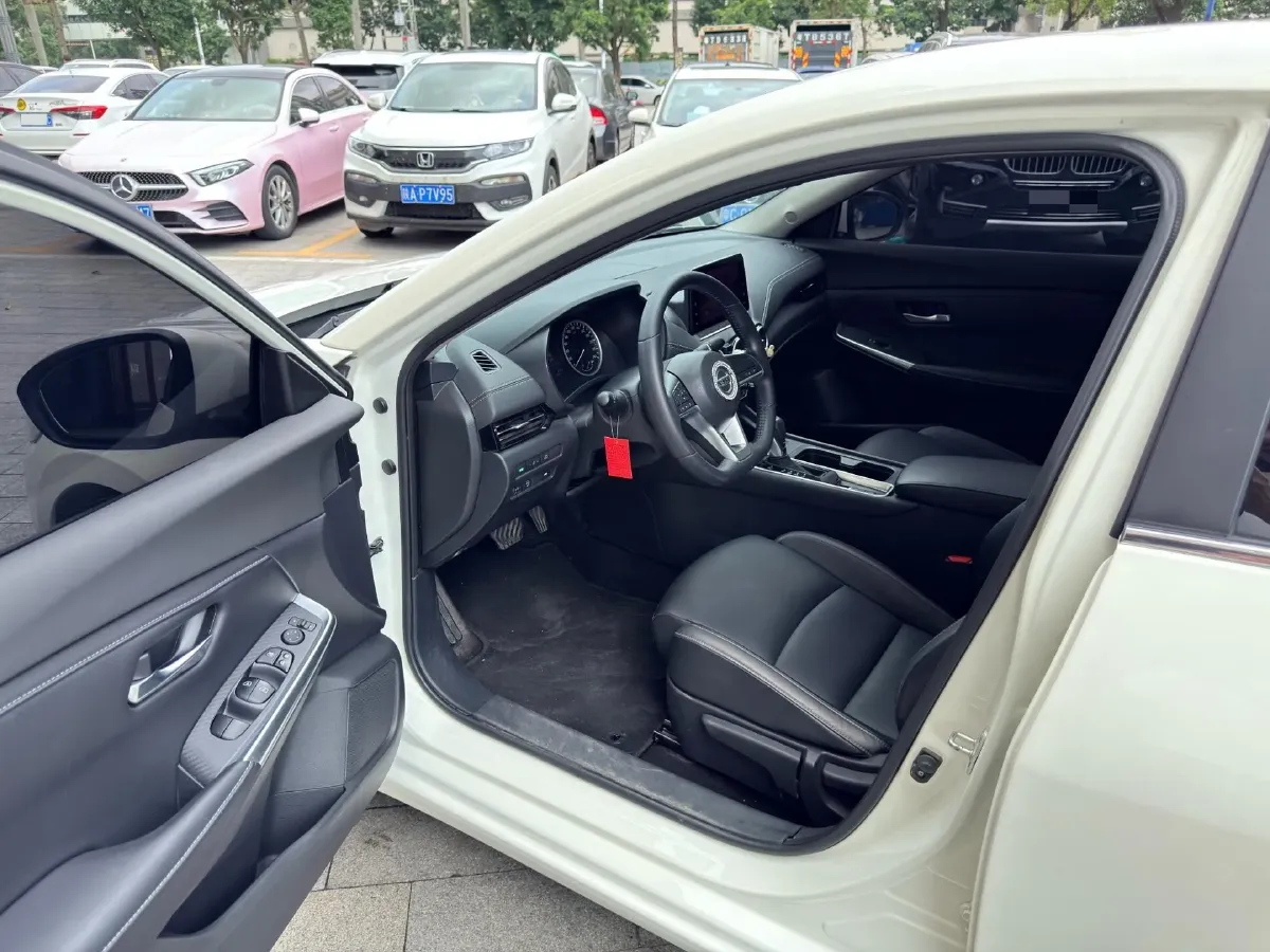 2022 Nissan Sylphy 1.6L 135HP L4 CVT,autocango,china used car exporter,china ev exporter,chinese used car exporter,chinese used ev exporter