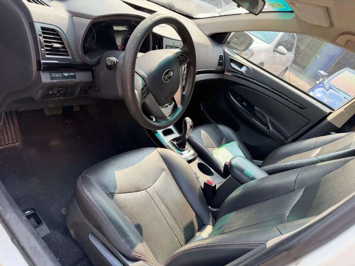 2018 BYD e5 BEV 60.48KWH,autocango,china used car exporter,china ev exporter,chinese used car exporter,chinese used ev exporter