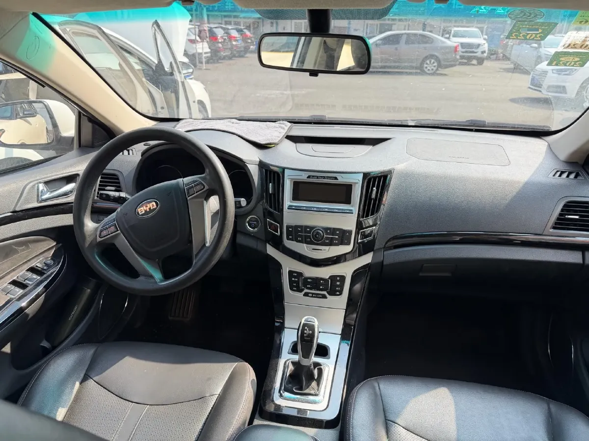 2018 BYD e5 BEV 60.48KWH,autocango,china used car exporter,china ev exporter,chinese used car exporter,chinese used ev exporter