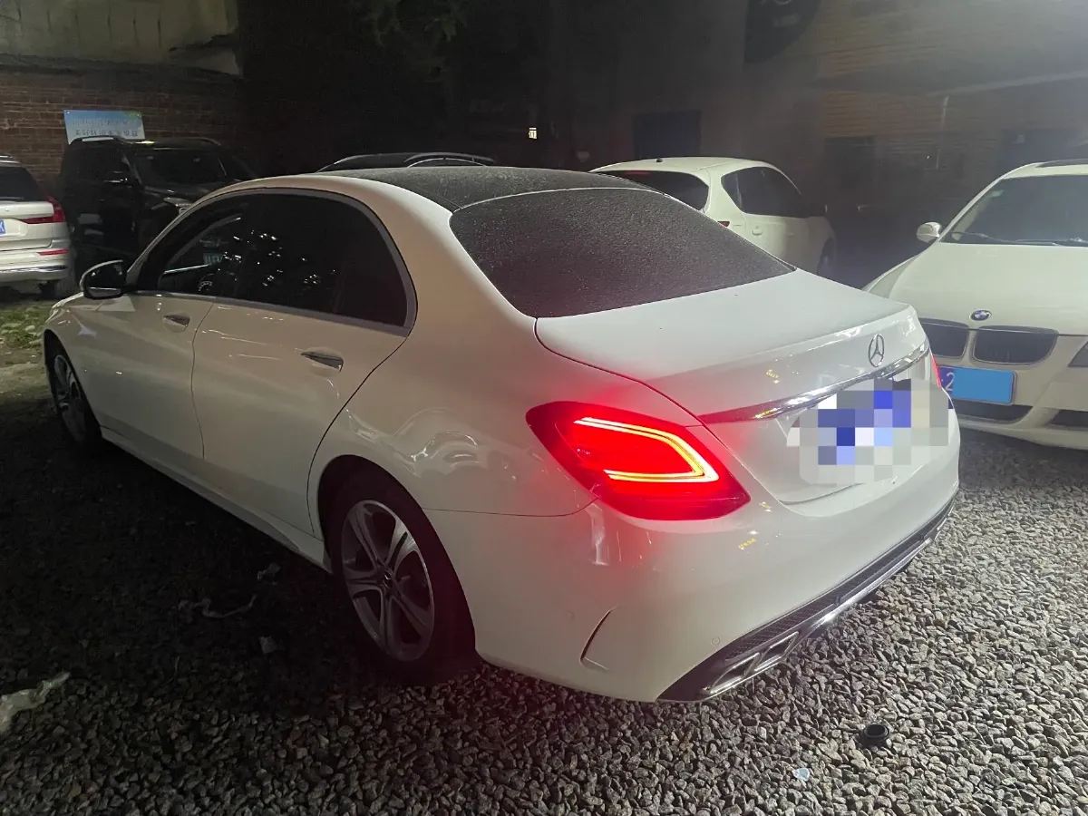 2020 Mercedes-Benz C Class 1.5T 184HP L4 9AT,autocango,china used car exporter,china ev exporter,chinese used car exporter,chinese used ev exporter