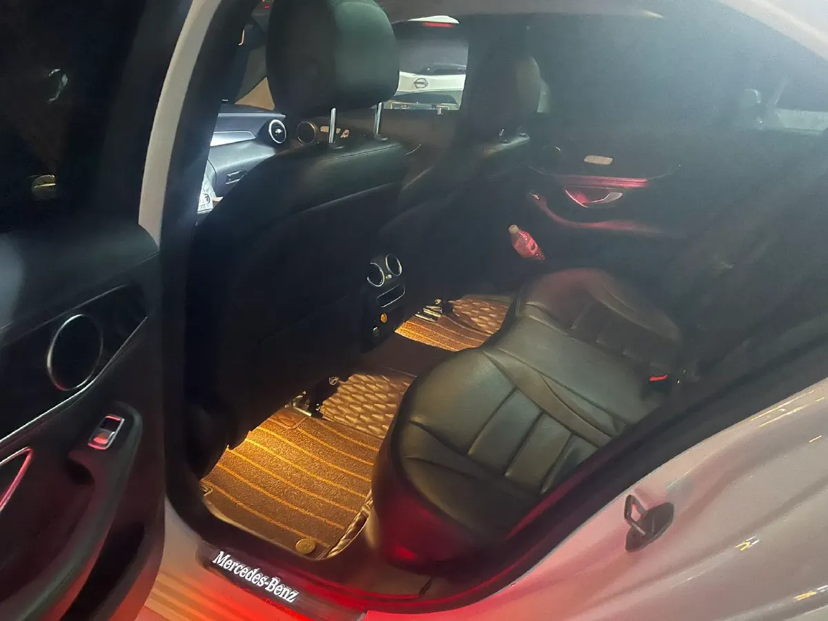 2020 Mercedes-Benz C Class 1.5T 184HP L4 9AT,autocango,china used car exporter,china ev exporter,chinese used car exporter,chinese used ev exporter