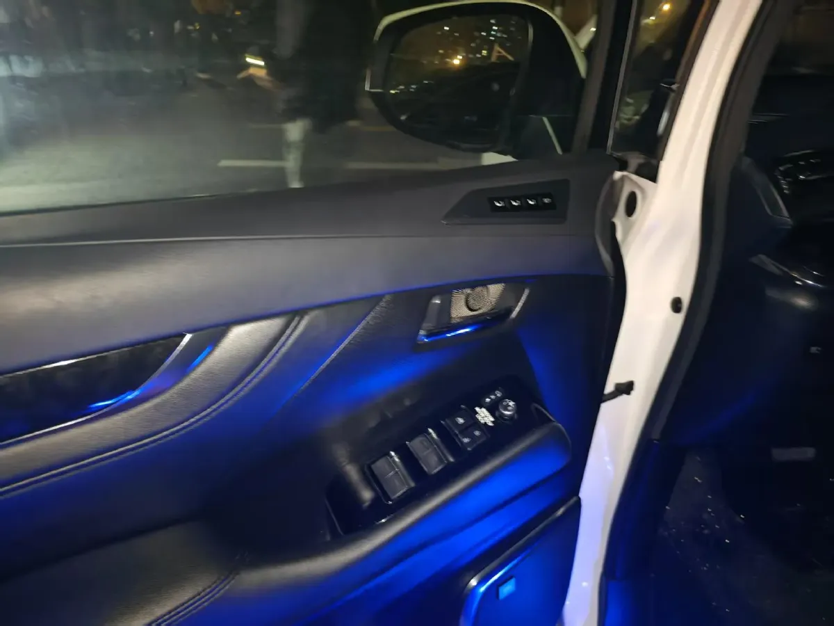 2023 Toyota Vellfire 2.5L 117HP L4 E-CVT Hybrid,autocango,china used car exporter,china ev exporter,chinese used car exporter,chinese used ev exporter