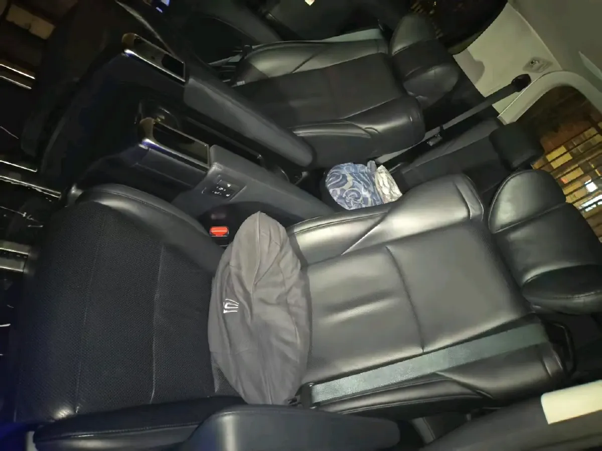 2023 Toyota Vellfire 2.5L 117HP L4 E-CVT Hybrid,autocango,china used car exporter,china ev exporter,chinese used car exporter,chinese used ev exporter