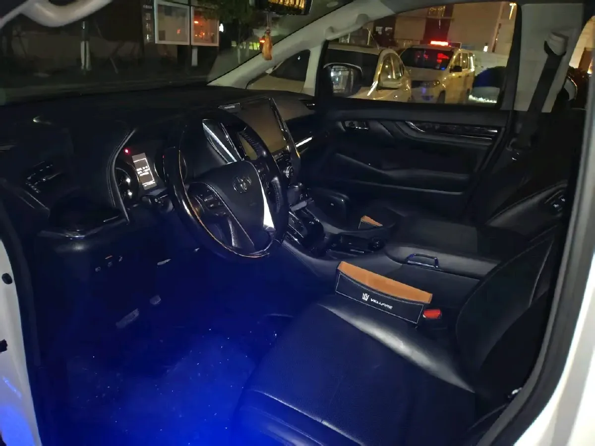 2023 Toyota Vellfire 2.5L 117HP L4 E-CVT Hybrid,autocango,china used car exporter,china ev exporter,chinese used car exporter,chinese used ev exporter