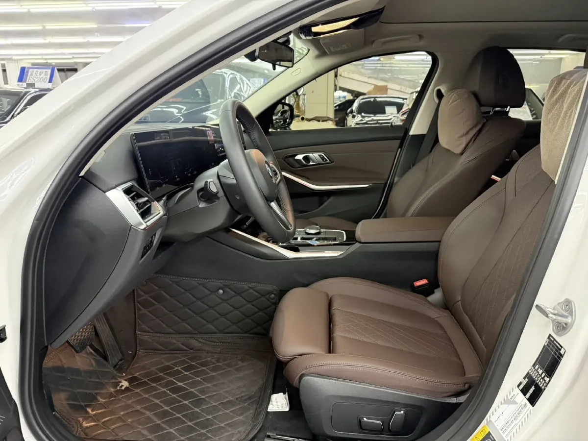 2024 BMW i3 BEV 70KWH,autocango,china used car exporter,china ev exporter,chinese used car exporter,chinese used ev exporter