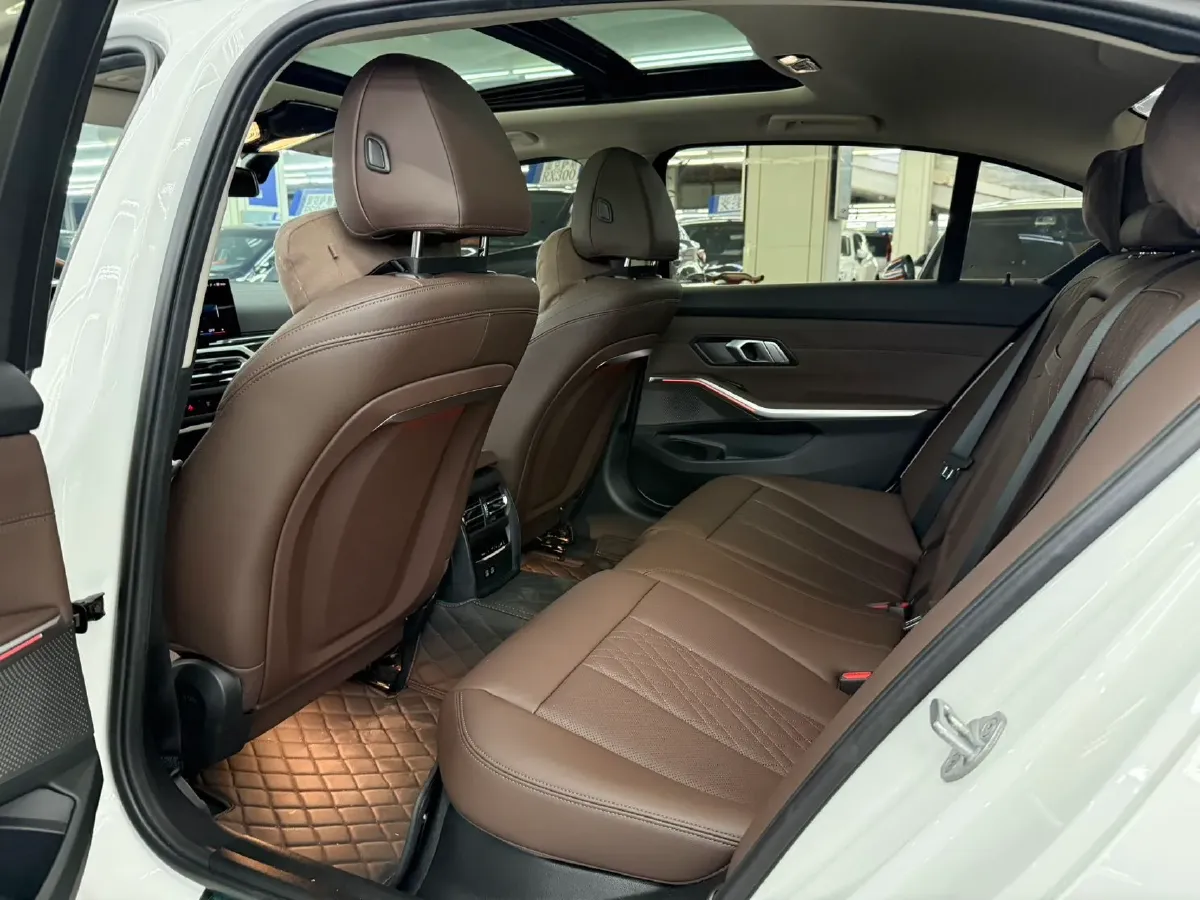 2024 BMW i3 BEV 70KWH,autocango,china used car exporter,china ev exporter,chinese used car exporter,chinese used ev exporter