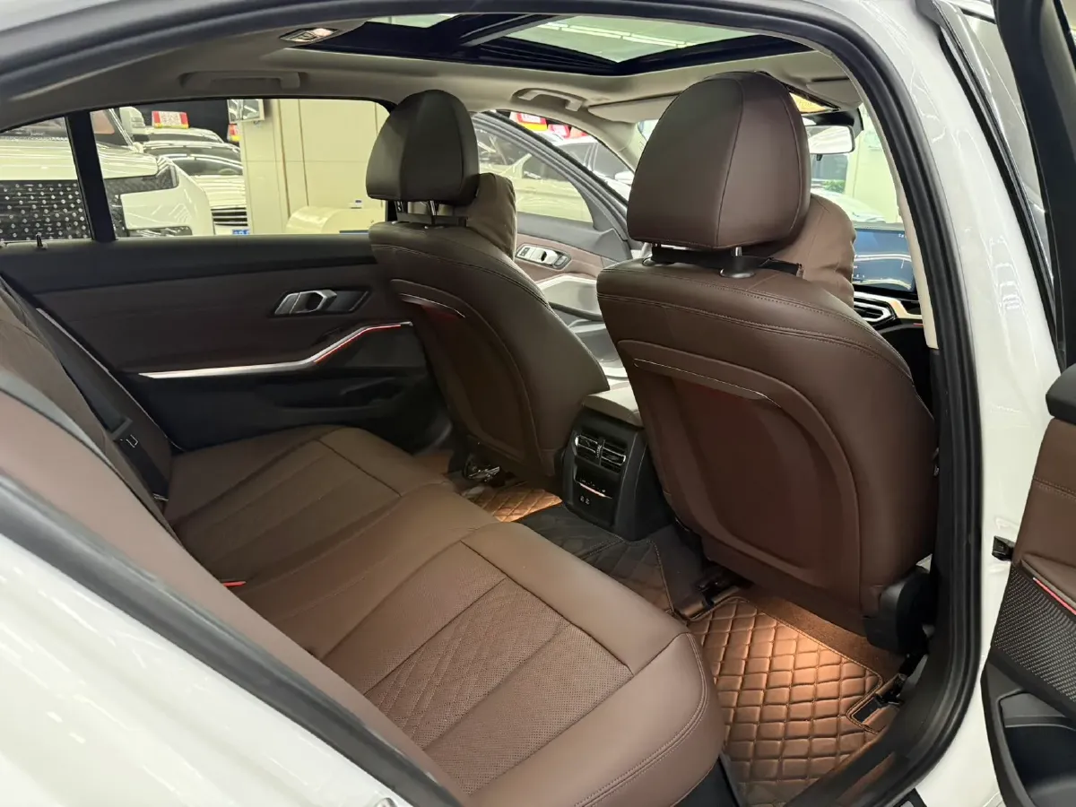 2024 BMW i3 BEV 70KWH,autocango,china used car exporter,china ev exporter,chinese used car exporter,chinese used ev exporter