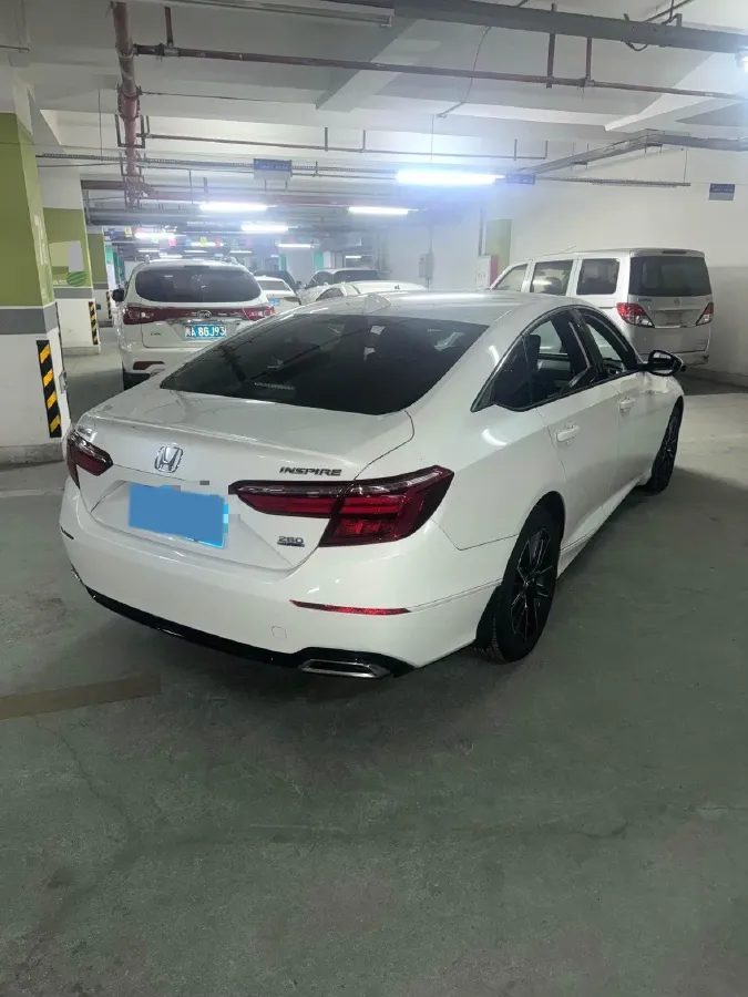 2022 Honda Inspire 1.5T 194HP L4 CVT,autocango,china used car exporter,china ev exporter,chinese used car exporter,chinese used ev exporter