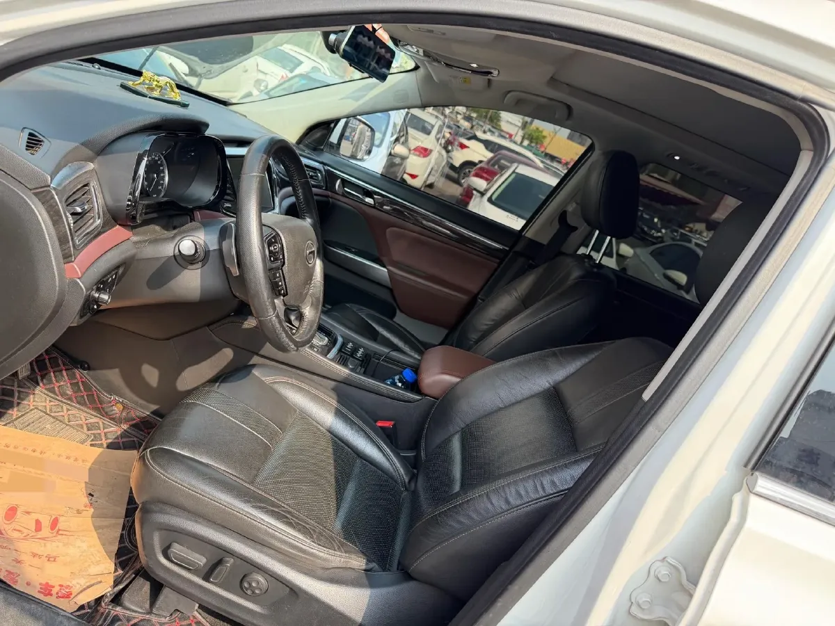 2017 GAC Trumpchi GS8 2.0T 201HP L4 6AT,autocango,china used car exporter,china ev exporter,chinese used car exporter,chinese used ev exporter