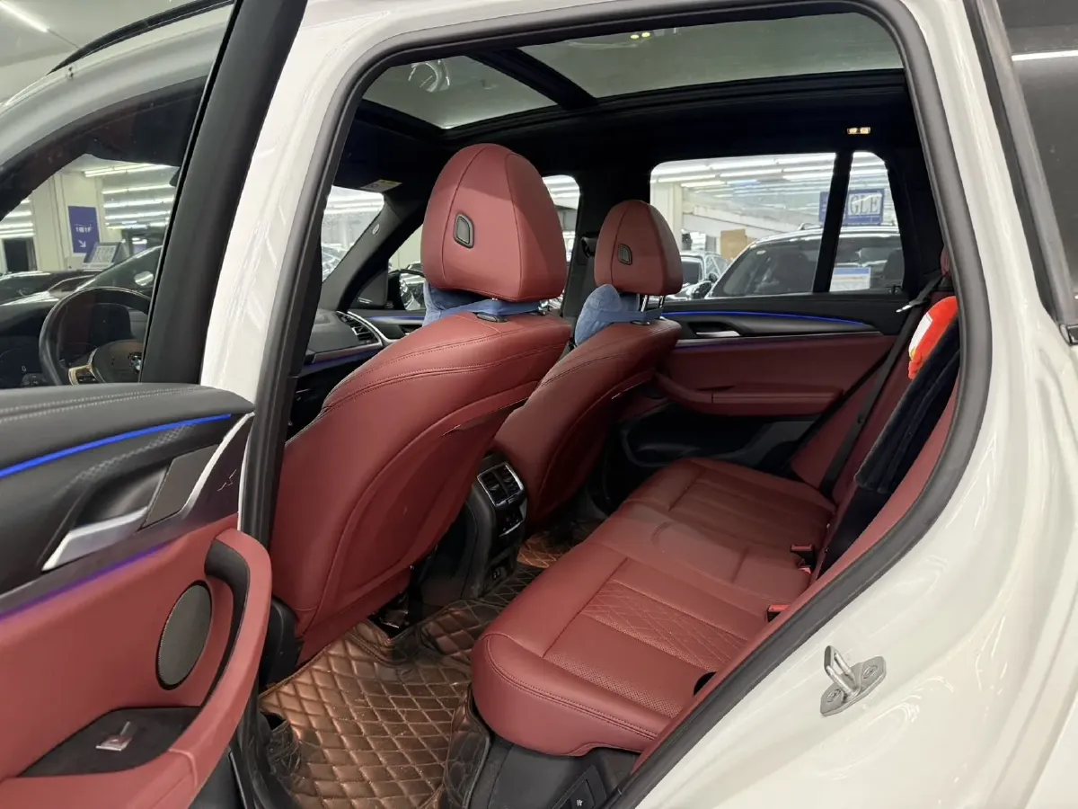 2022 BMW X3 2.0T 252HP L4 8AT,autocango,china used car exporter,china ev exporter,chinese used car exporter,chinese used ev exporter