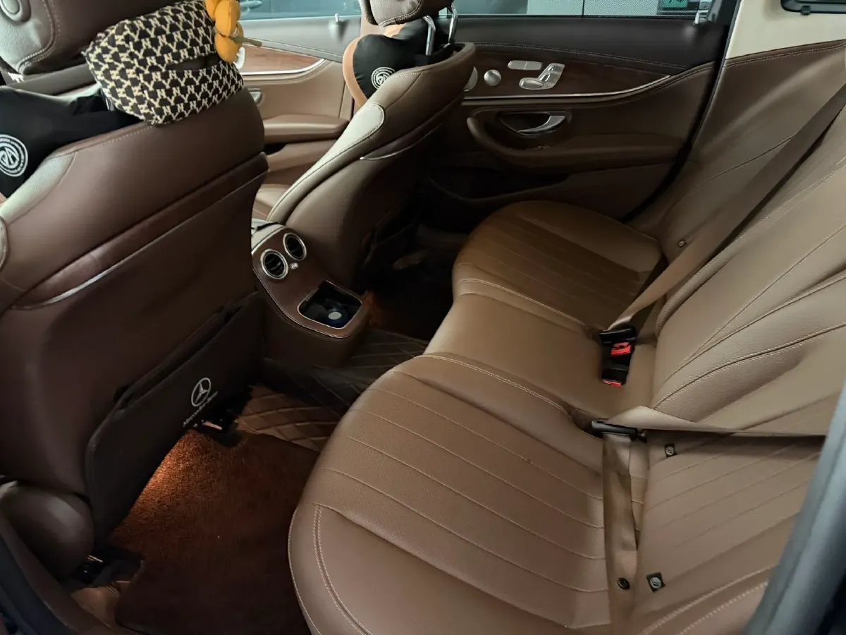 2023 Mercedes-Benz E Class 2.0T 258HP L4 9AT,autocango,china used car exporter,china ev exporter,chinese used car exporter,chinese used ev exporter