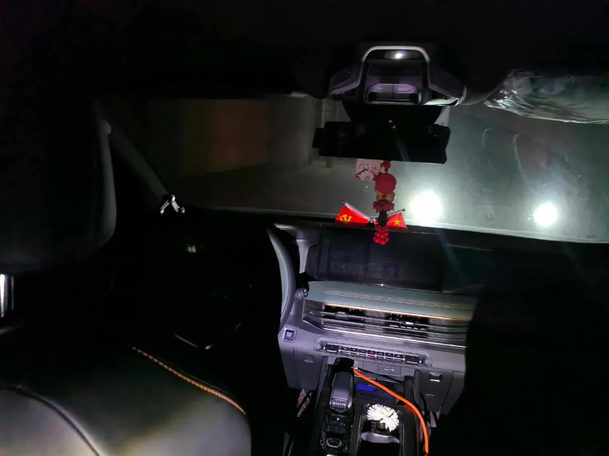 2023 Geely Okavango L 2.0T 218HP L4 7DCT,autocango,china used car exporter,china ev exporter,chinese used car exporter,chinese used ev exporter