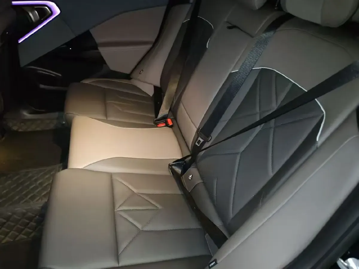 2025 BMW X3 2.0T 190HP L4 8AT,autocango,china used car exporter,china ev exporter,chinese used car exporter,chinese used ev exporter