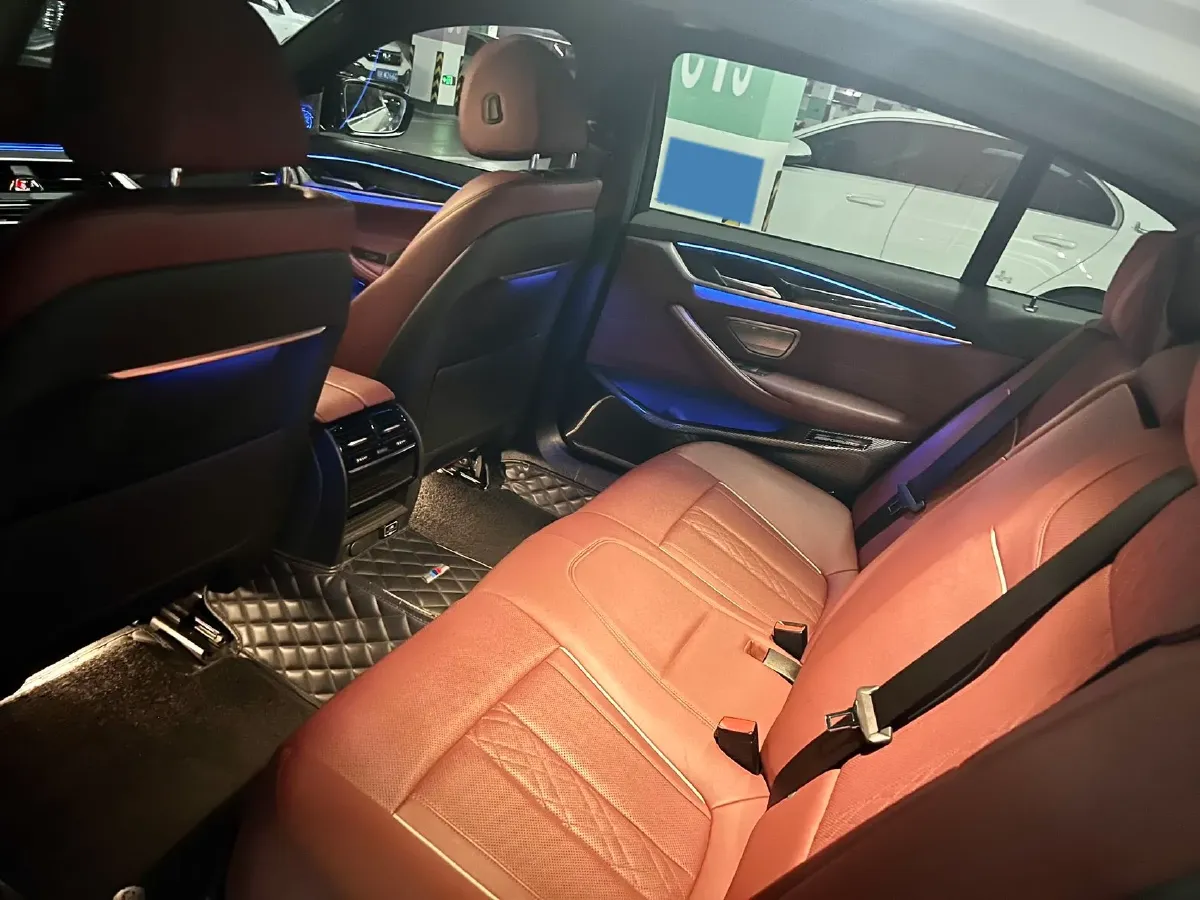 2021 BMW 5 Series 2.0T 252HP L4 8AT,autocango,china used car exporter,china ev exporter,chinese used car exporter,chinese used ev exporter