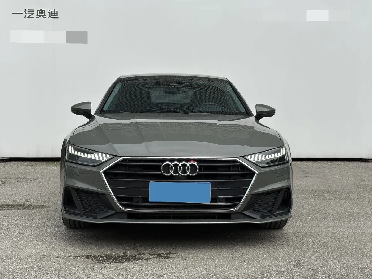 2023 Audi A7 2.0T 265HP L4 7DCT,autocango,china used car exporter,china ev exporter,chinese used car exporter,chinese used ev exporter
