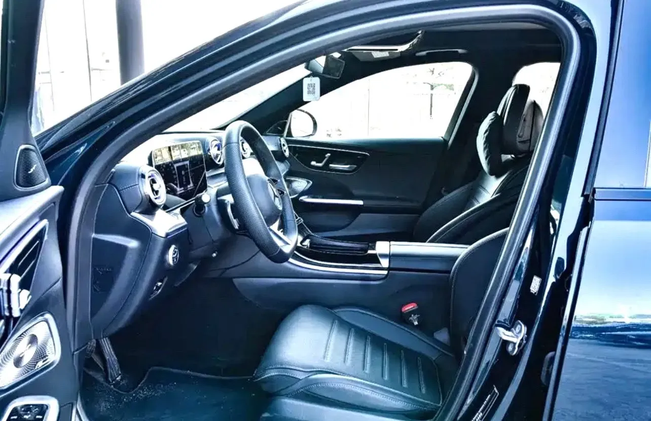 2023 Mercedes-Benz C Class 1.5T 204HP L4 9AT,autocango,china used car exporter,china ev exporter,chinese used car exporter,chinese used ev exporter