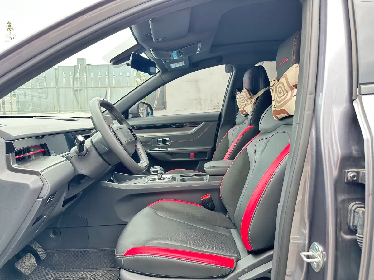 2023 Jetour DASHING 1.5T 156HP L4 6DCT,autocango,china used car exporter,china ev exporter,chinese used car exporter,chinese used ev exporter