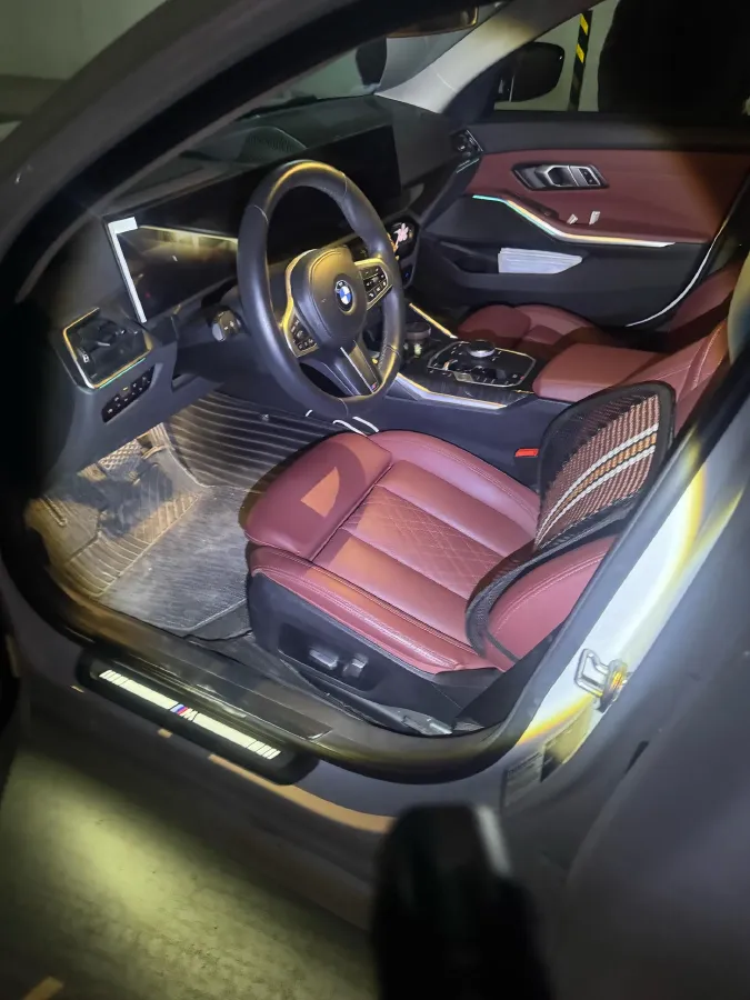 2023 BMW 3 Series 2.0T 184HP L4 8AT,autocango,china used car exporter,china ev exporter,chinese used car exporter,chinese used ev exporter