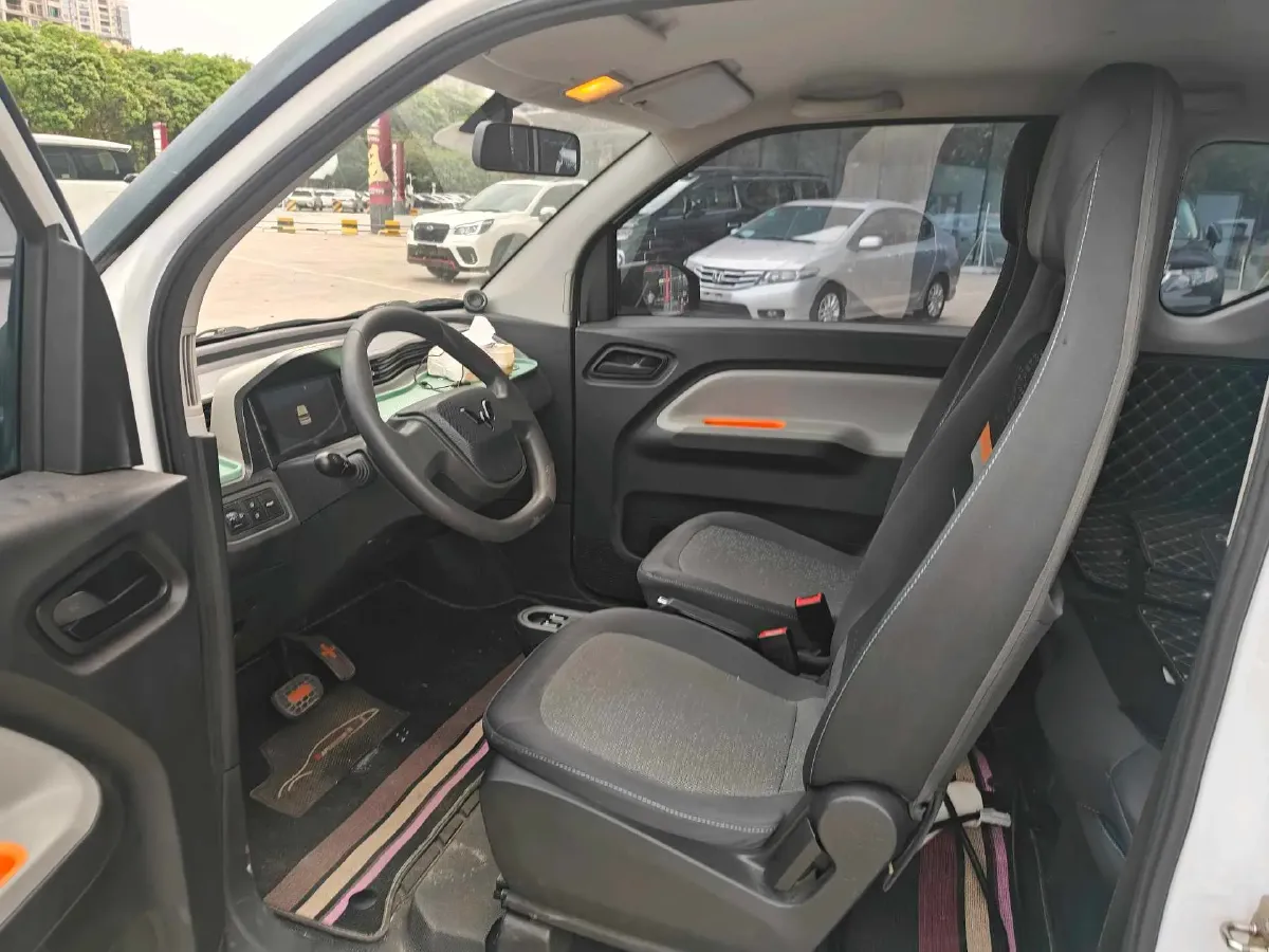 2021 WuLing HongGuang MINI EV BEV 13.8KWH,autocango,china used car exporter,china ev exporter,chinese used car exporter,chinese used ev exporter