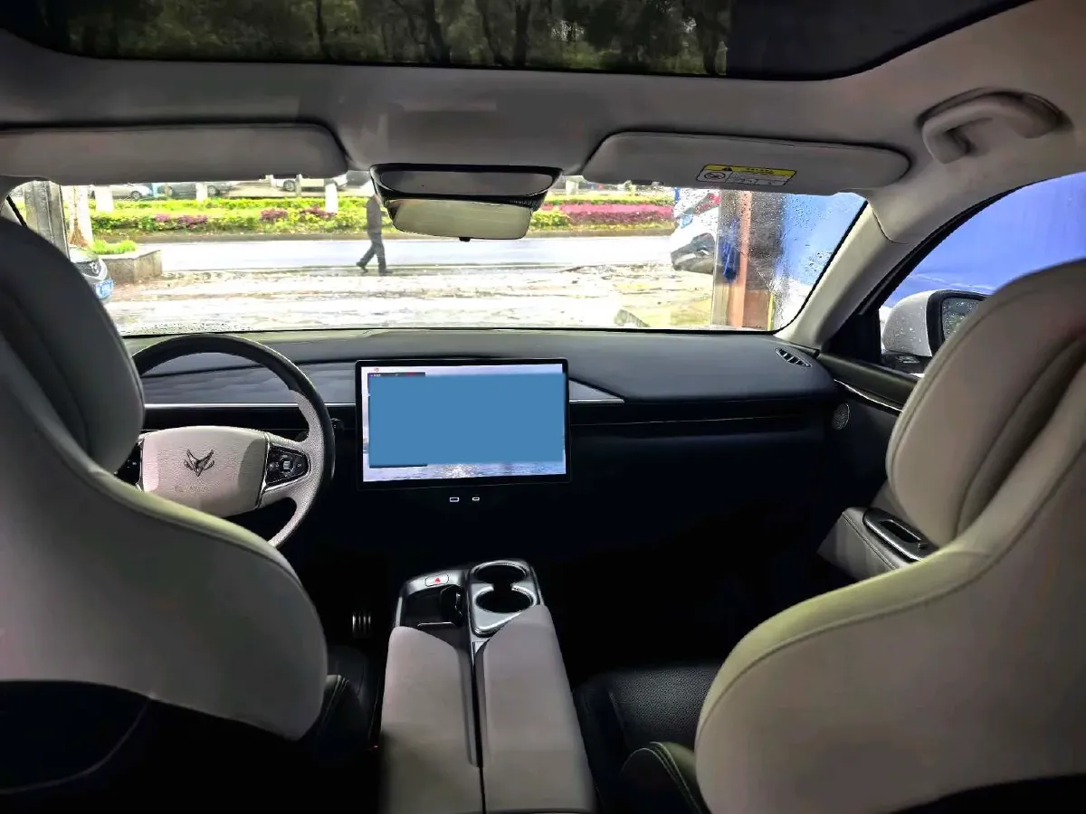 2024 HongQi H5 2.0T 224HP L4 8AT,autocango,china used car exporter,china ev exporter,chinese used car exporter,chinese used ev exporter