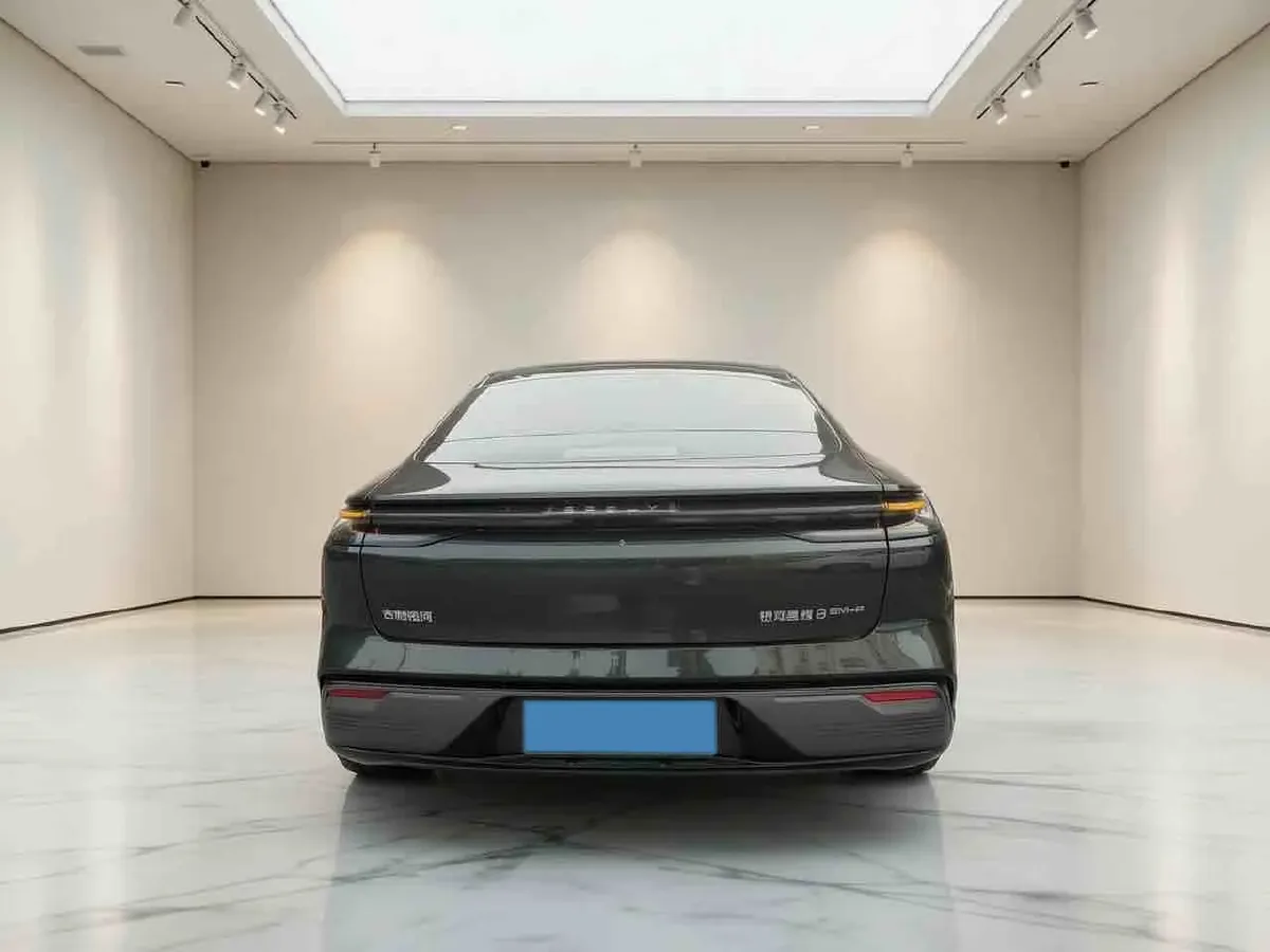 2025 Geely Galaxy Starshine 8 1.5T 163HP L4 3DHT PHEV 27.69KWH,autocango,china used car exporter,china ev exporter,chinese used car exporter,chinese used ev exporter