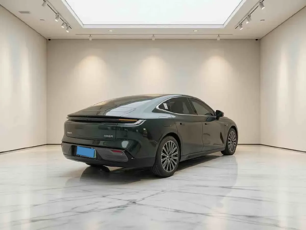 2025 Geely Galaxy Starshine 8 1.5T 163HP L4 3DHT PHEV 27.69KWH,autocango,china used car exporter,china ev exporter,chinese used car exporter,chinese used ev exporter